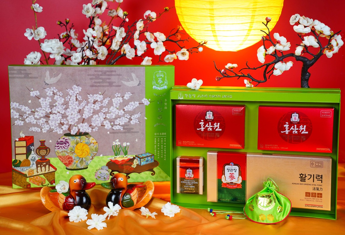 Hộp Quà Tết Hồng Sâm Chính Phủ Jung Kwan Jang Vạn Sự Hanh Thông – quà biếu cao cấp, gửi gắm lời chúc may mắn và thành công.