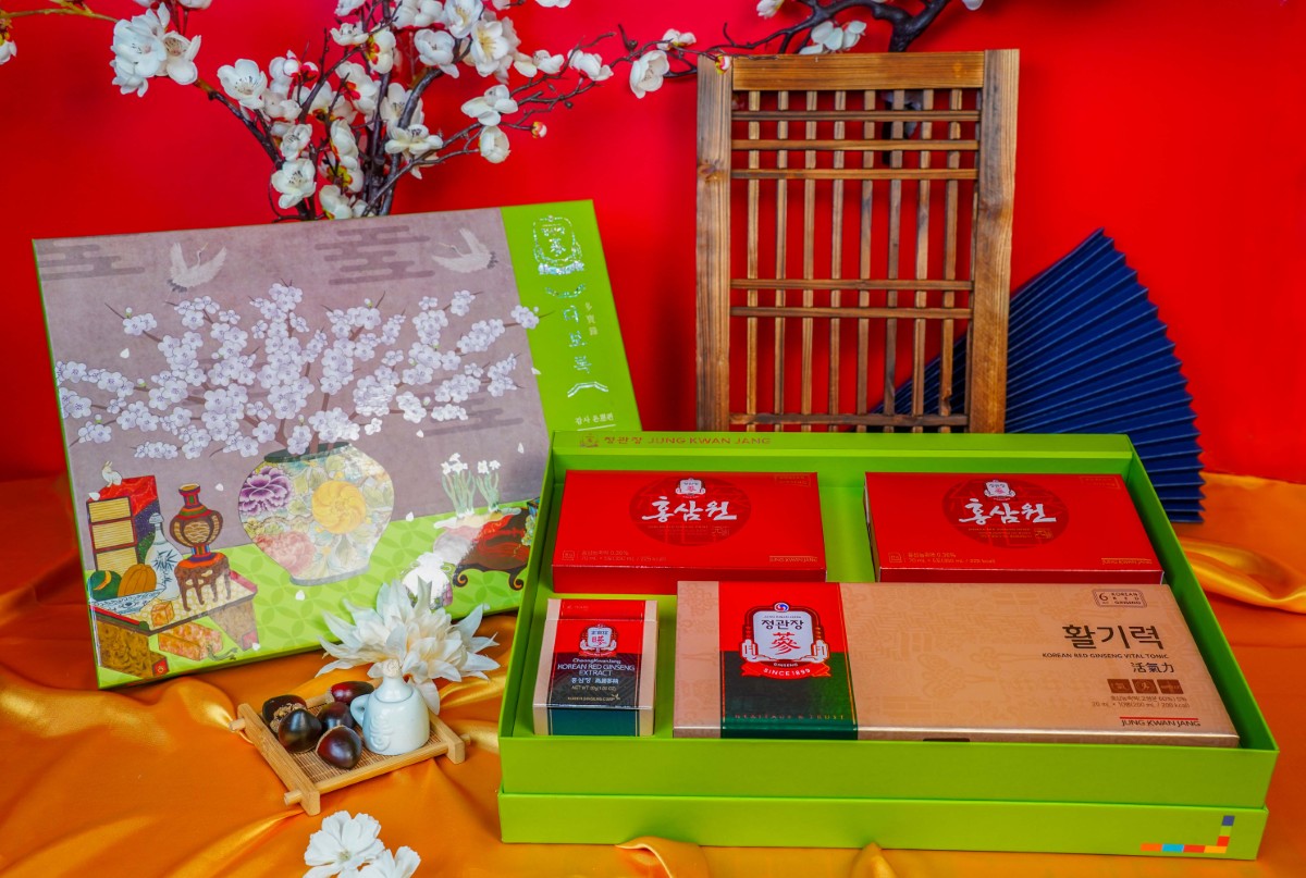 Quà Tết Jung Kwan Jang Vạn Sự Hanh Thông – tinh hoa hồng sâm Hàn Quốc, biểu tượng cho khởi đầu thuận lợi và thịnh vượng.